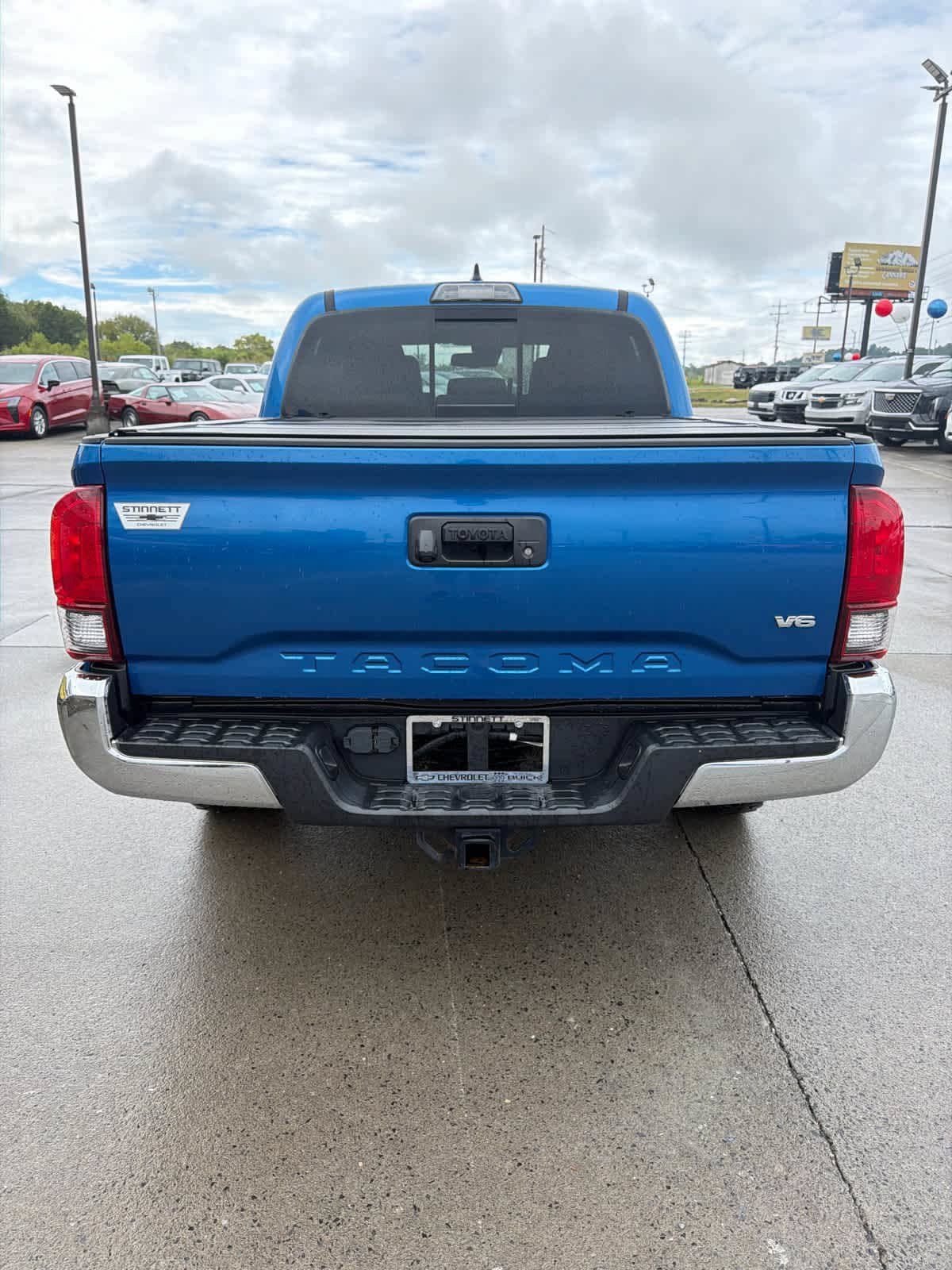 Used 2018 Toyota Tacoma SR5 RWD image 7