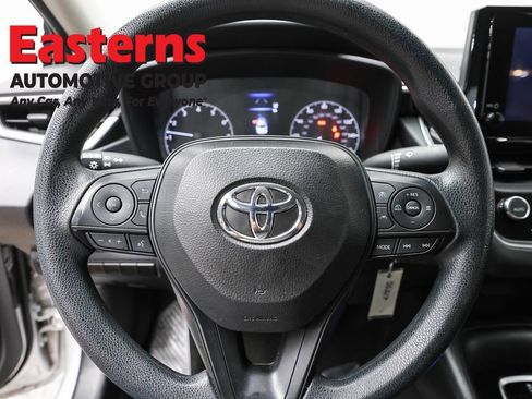 Used 2024 Toyota Corolla LE FWD image 10