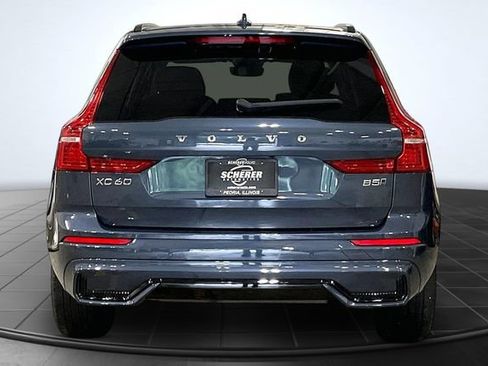 Certified 2024 Volvo XC60 B5 Core AWD/4WD image 5