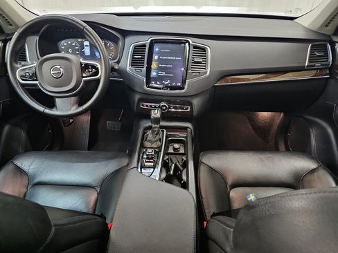Used 2019 Volvo XC90 T6 Momentum w/ Protection Package image 20