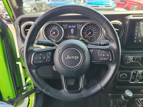 Used 2018 Jeep Wrangler Unlimited Sport S AWD/4WD image 23