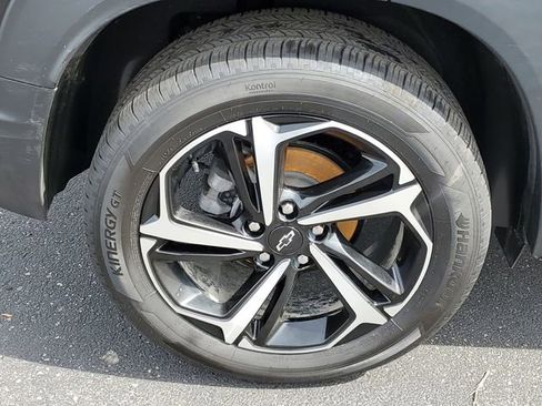 Certified 2023 Chevrolet TrailBlazer RS w/ Convenience Package image 5