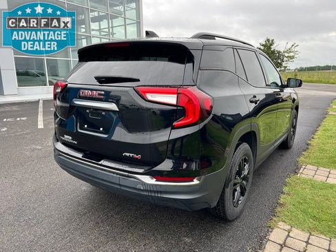Used 2022 GMC Terrain AT4 AWD/4WD image 4