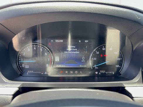 Certified 2022 Ford Explorer XLT w/ Equipment Group 202A RWD image 17