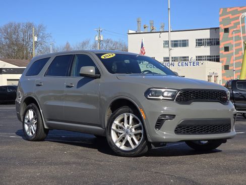 Used 2022 Dodge Durango GT image 2