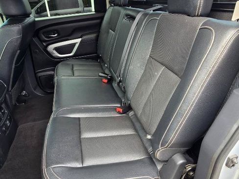 Used 2019 Nissan Titan PRO-4X w/ Pro-4x Convenience Package AWD/4WD image 15