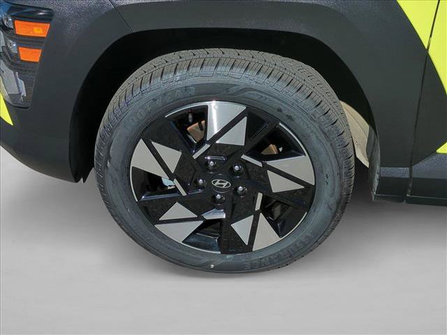 Used 2025 Hyundai Kona SEL AWD/4WD image 22