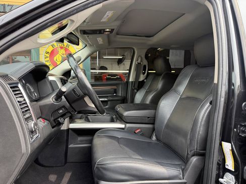 Used 2016 RAM 2500 Laramie AWD/4WD image 13