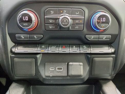 Used 2021 Chevrolet Silverado 1500 LT Trail Boss w/ Bed Protection Package AWD/4WD image 22