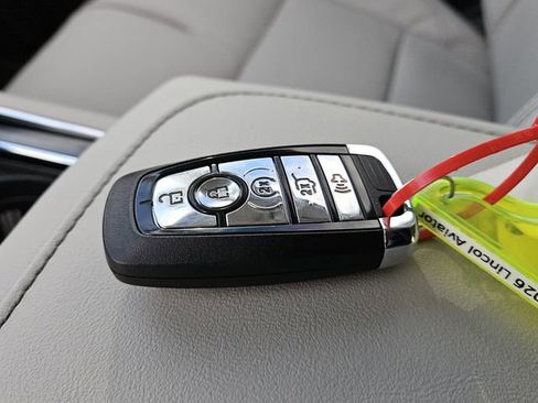 New 2026 Lincoln Aviator Reserve image 24