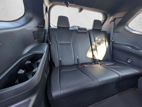 Used 2025 Toyota Grand Highlander AWD Hybrid image 25