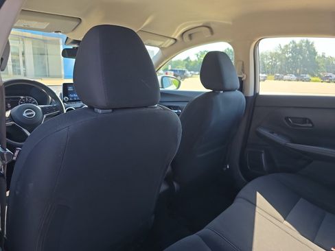 Used 2024 Nissan Sentra SV FWD image 10