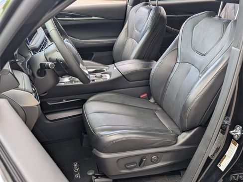 Used 2025 INFINITI QX60 Pure image 17