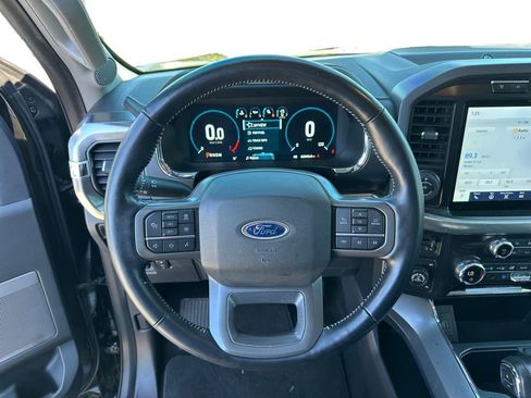 Used 2021 Ford F150 Lariat image 12