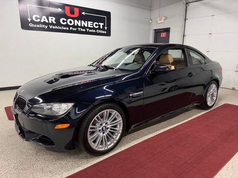 Used 2011 BMW M3 Coupe RWD image 2