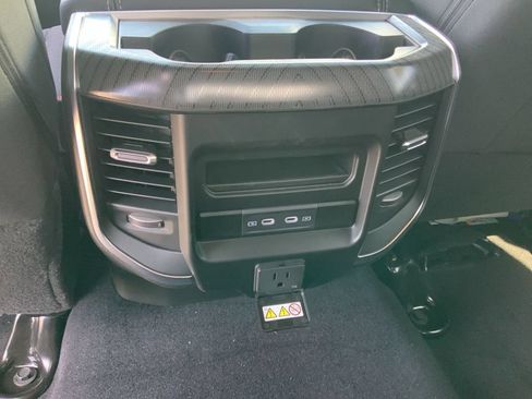 New 2026 RAM 2500 Big Horn AWD/4WD image 21
