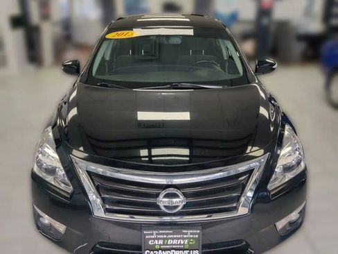 Used 2013 Nissan Altima 2.5 SV w/ 2.5SV Convenience Pkg image 2