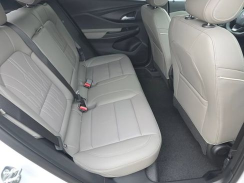 New 2026 Buick Envista Avenir image 19