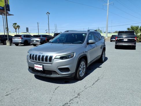 Used 2021 Jeep Cherokee Latitude image 4