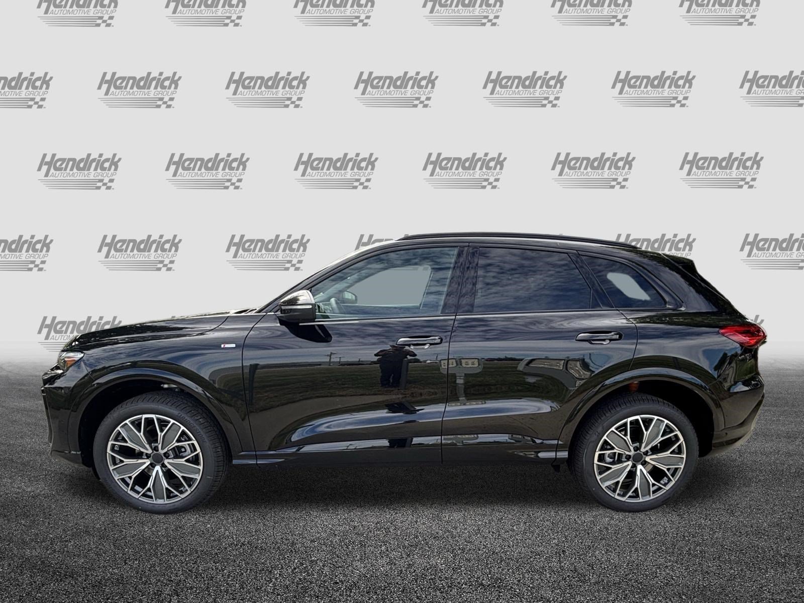 New 2026 Audi Q5 Premium Plus AWD/4WD image 7