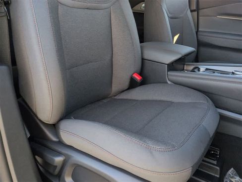 New 2026 Ford Explorer Active image 22