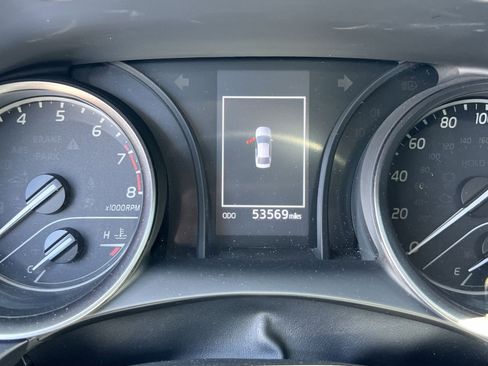 Used 2023 Toyota Camry SE w/ Convenience Package FWD image 16