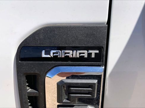 New 2026 Ford F250 Lariat w/ Lariat Ultimate Package AWD/4WD image 15
