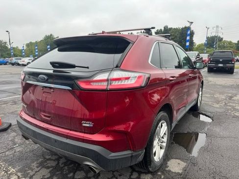 Used 2019 Ford Edge SEL w/ Equipment Group 201A AWD/4WD image 2