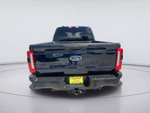 Used 2023 Ford F250 XL w/ STX Appearance Package AWD/4WD image 4