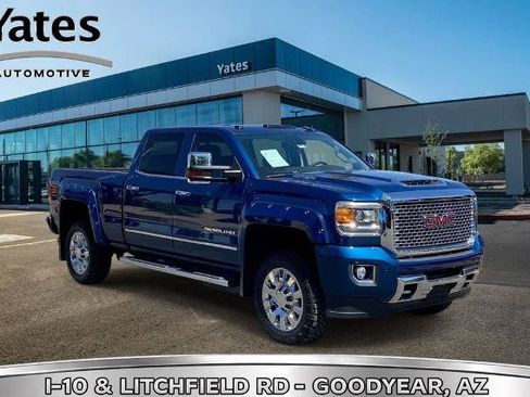Used 2017 GMC Sierra 2500 Denali w/ Duramax Plus Package AWD/4WD image 1