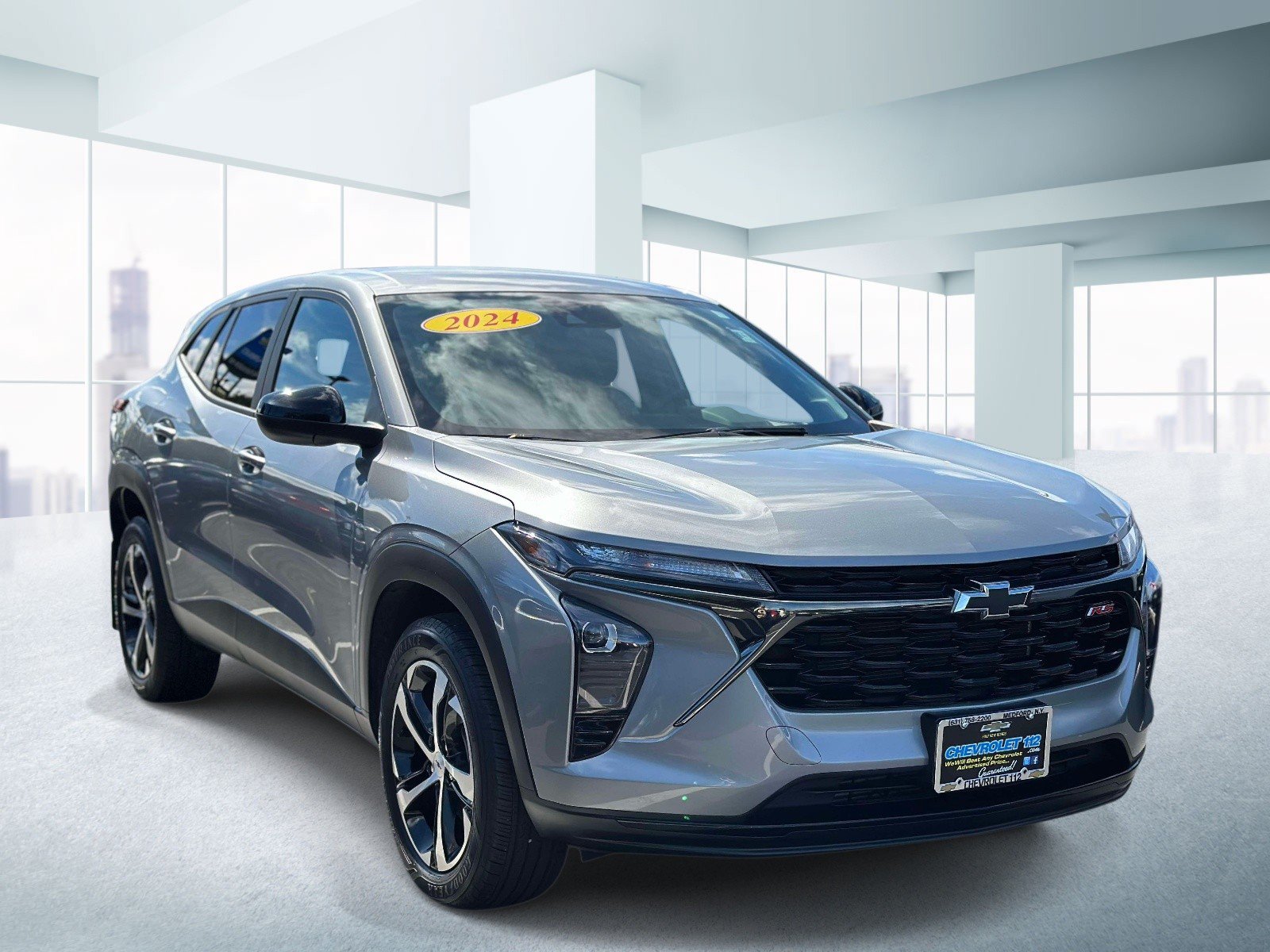 Used 2024 Chevrolet Trax RS w/ Driver Confidence Package FWD image 4