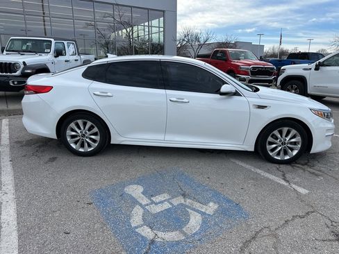 Used 2017 Kia Optima EX image 35