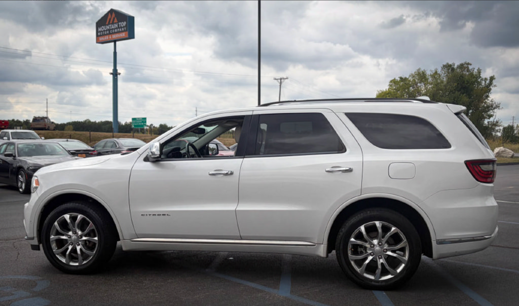 Used 2018 Dodge Durango Citadel w/ Technology Group AWD/4WD image 14