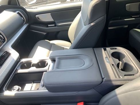 New 2026 Ford Expedition Max Active AWD/4WD image 33