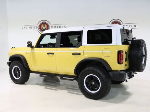Used 2023 Ford Bronco Heritage Edition AWD/4WD image 3
