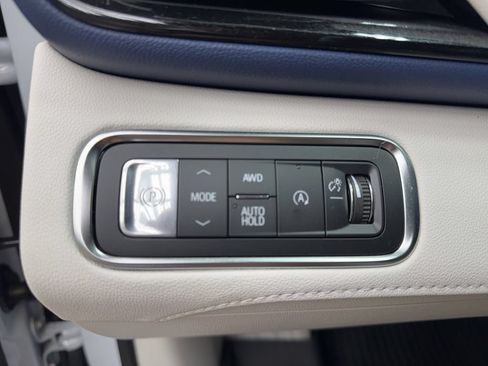 New 2026 Buick Enclave Avenir w/ Super Cruise Package AWD/4WD image 13