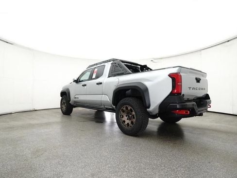 New 2025 Toyota Tacoma 4x4 Double Cab Hybrid image 21