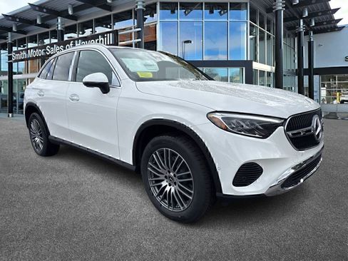 Used 2026 Mercedes-Benz GLC 300 4MATIC image 1