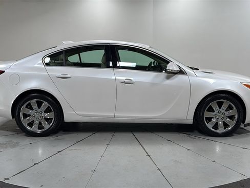 Used 2017 Buick Regal Premium w/ Driver Confidence Package #1 image 6
