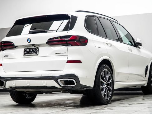 Used 2026 BMW X5 xDrive40i AWD/4WD image 16
