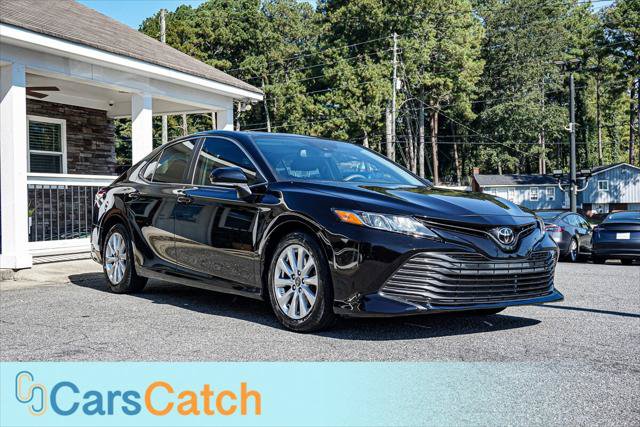 Used 2018 Toyota Camry LE w/ Moonroof Package FWD image 9
