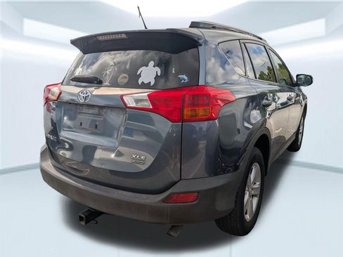 Used 2014 Toyota RAV4 XLE AWD/4WD image 2