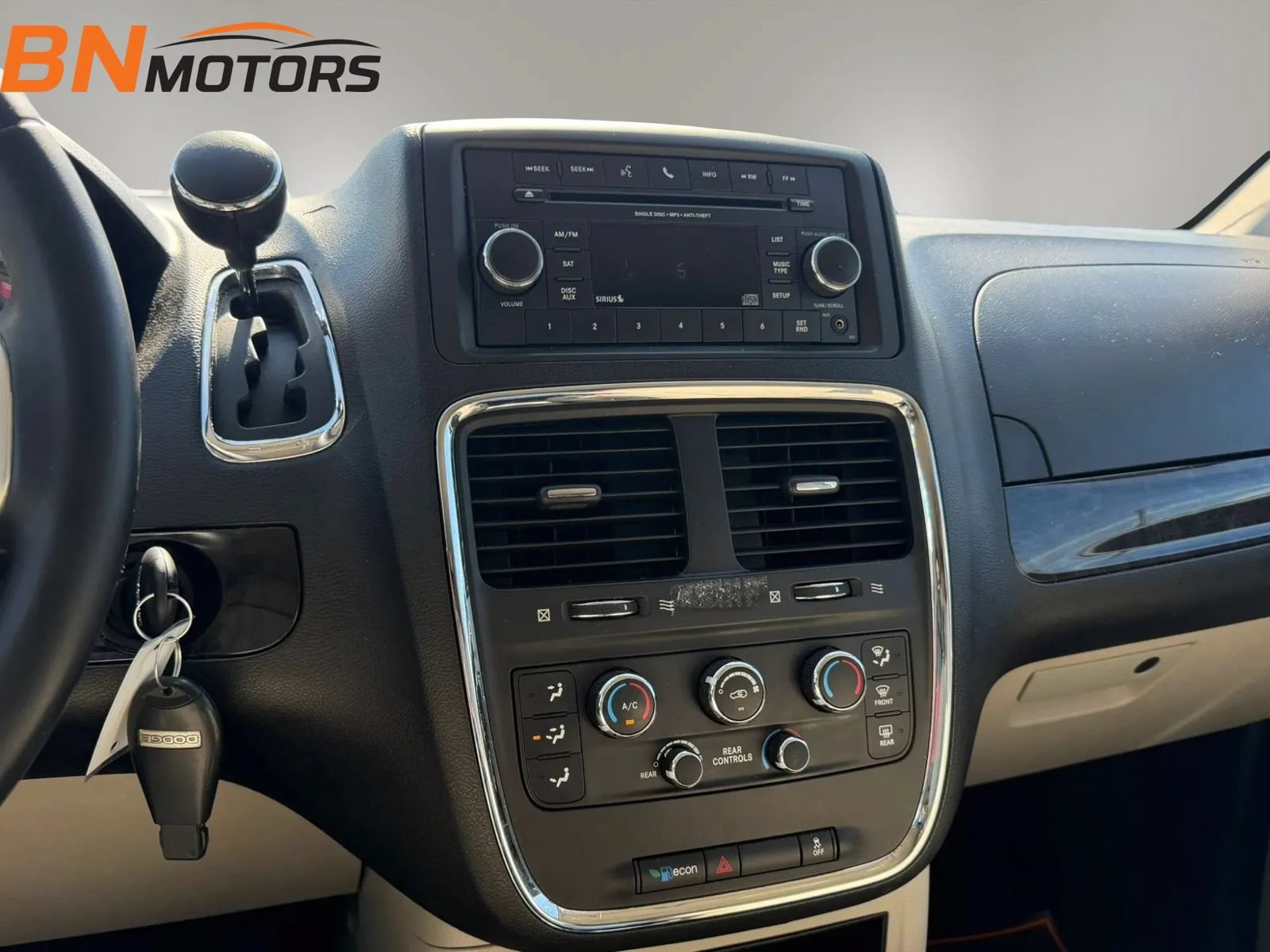 Used 2015 Dodge Grand Caravan SE w/ Quick Order Package 29E SE FWD image 25