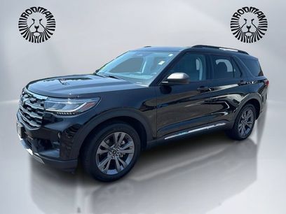 Used 2025 Ford Explorer Active w/ Active Comfort Package