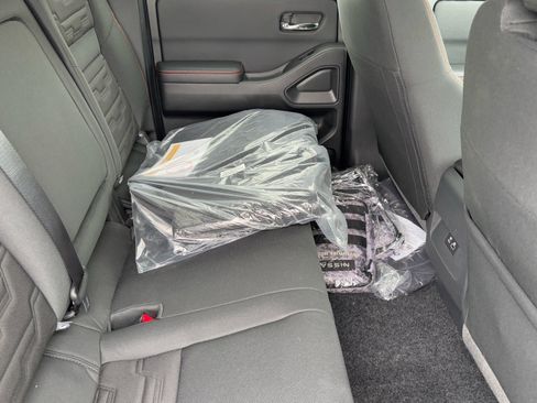 New 2025 Nissan Frontier PRO-4X image 14