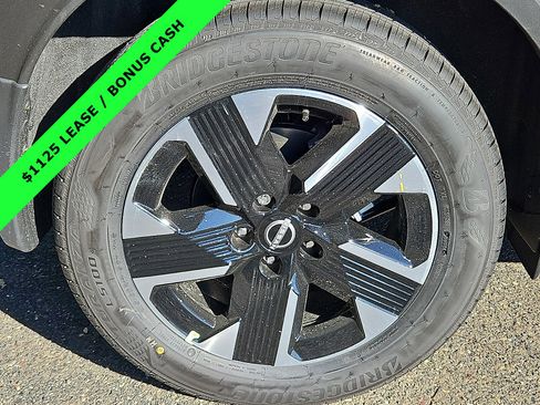 New 2026 Nissan Kicks SV w/ SV Premium Package image 6