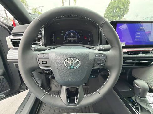 New 2026 Toyota Camry SE FWD image 23