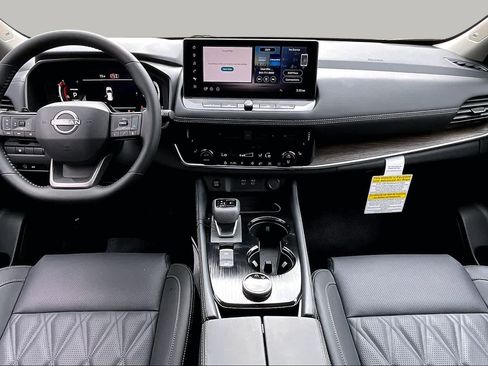 New 2026 Nissan Rogue Platinum AWD/4WD image 5