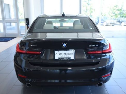 Used 2021 BMW 330i xDrive Sedan AWD/4WD image 9