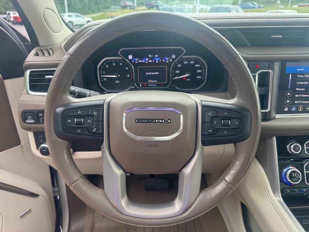 Used 2021 GMC Yukon Denali w/ Denali Premium Package AWD/4WD image 15